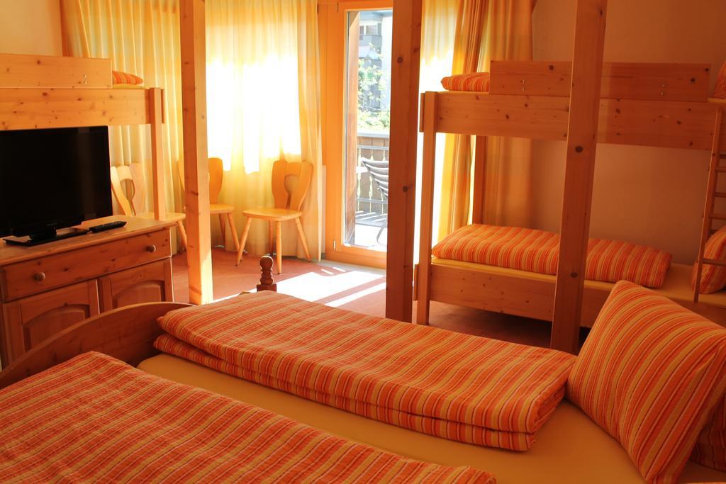 Pension St. Jakob エンゲルベルク 部屋 写真